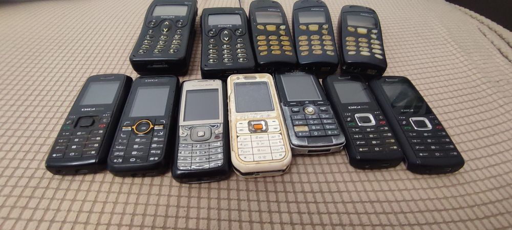 LOT 12 telefoane netestate CITITI anuntul!!!