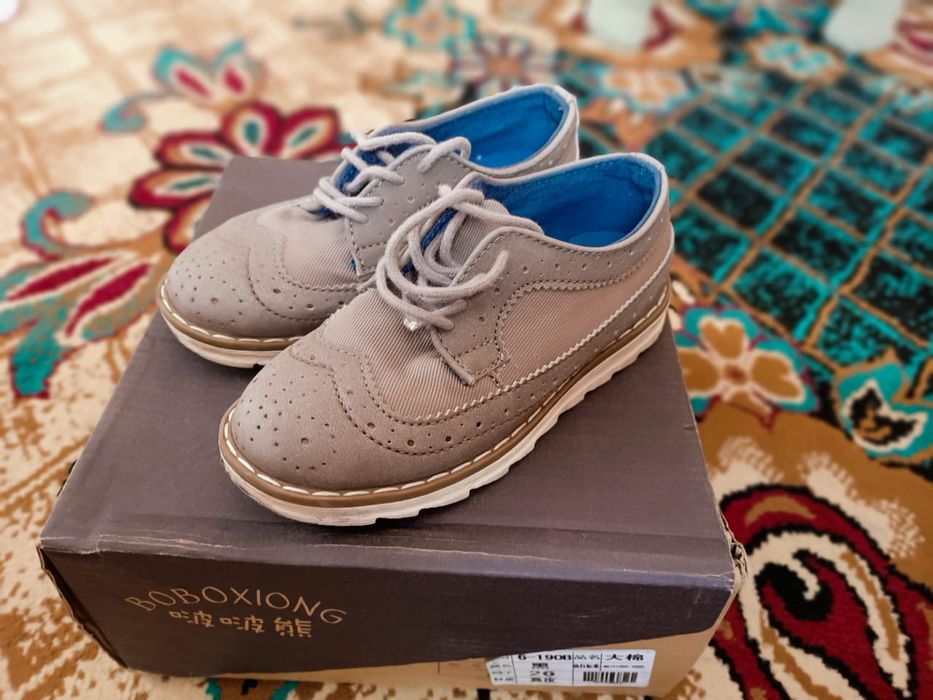 Обувь на девочку и мальчика