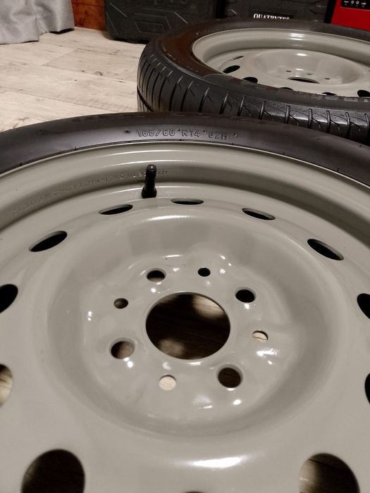 Шина 14 комплект