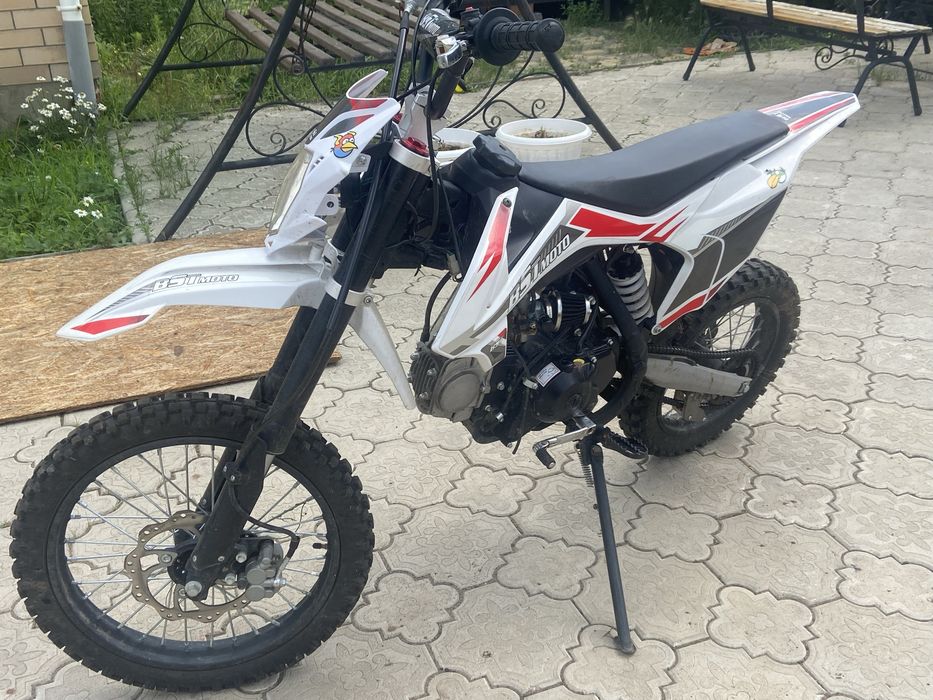 Продам питбайк Bst moto 125!