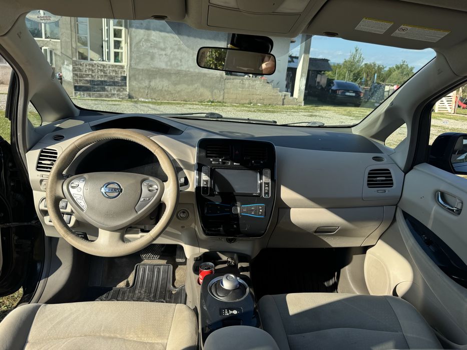 Nissal Leaf 2012 full electric