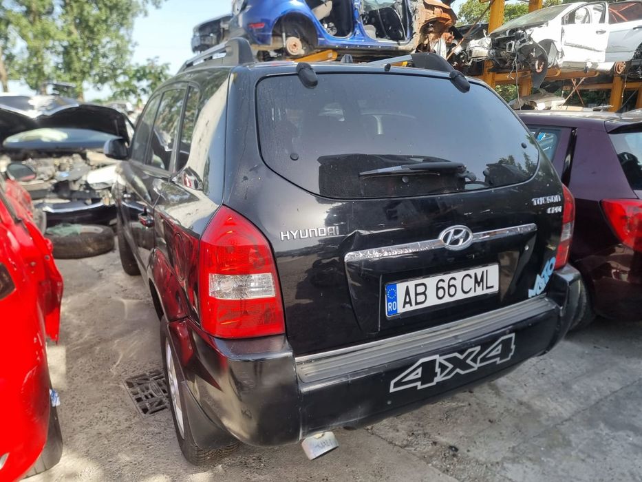 Dezmembrez Hyundai Tucson - 1 (2004 - 2010), 2.0 crdi D4EA, manual, D4EA