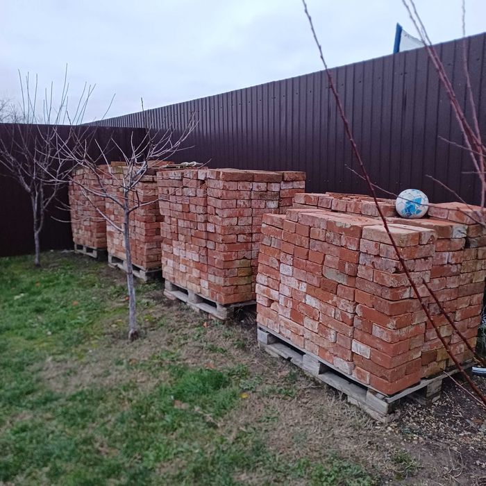 Vând căramidă veche