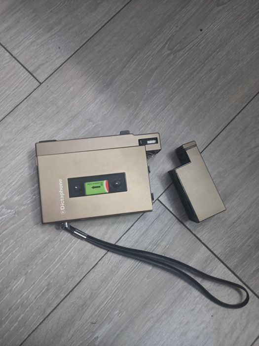 Reportofon Dictaphone Model 220