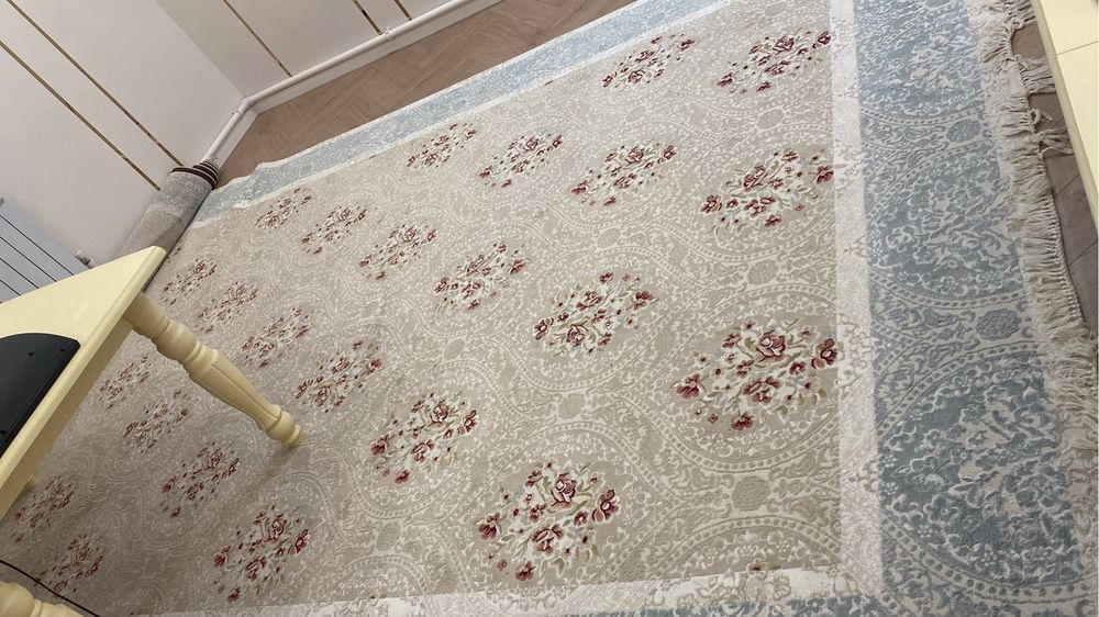 Продам ковер