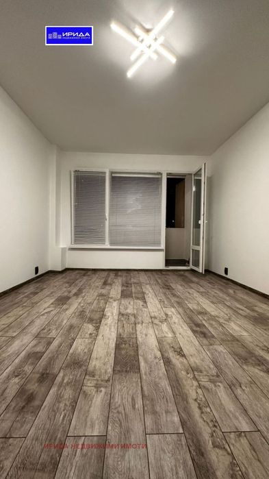 Продава се Тристаен апартамент в София, Обеля 2 - 70 кв.м за 2086 €/кв.м - Снимка #1