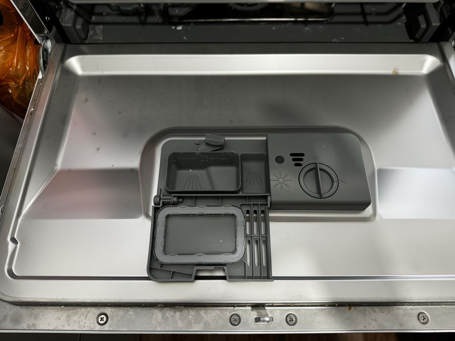 Продам посудомойку