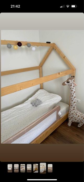 Vand pat Montessori tip casuta din lemn masiv