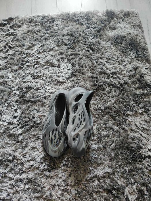 Adidas Yeezy Foam Runner Gray