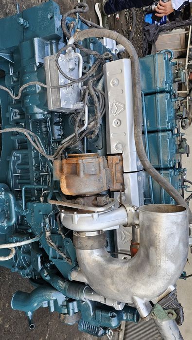 HOWO A7 420 от кучи матор сотилади