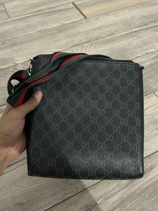 Продам барсетку gucci