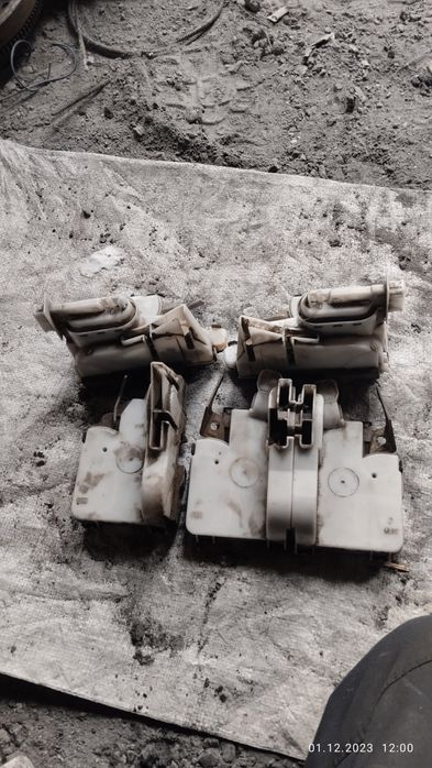 Замки гольф 3 продам