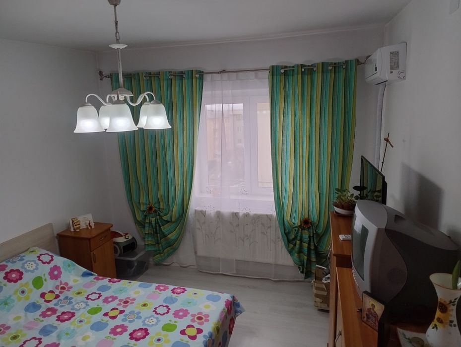 Vând garsonieră renovata confort 1