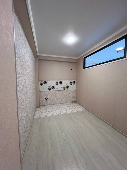 Срочно продается квартира 1 комнатная 38 квадратов Олмос махалля