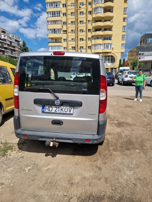 Vând schimb fiat doblo