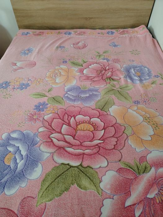 Покрывало или можно как простыня