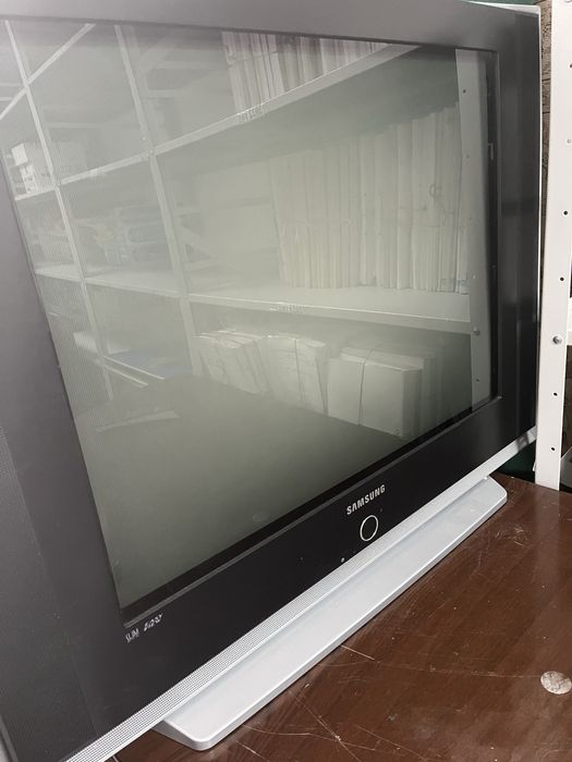 Продам телефизор