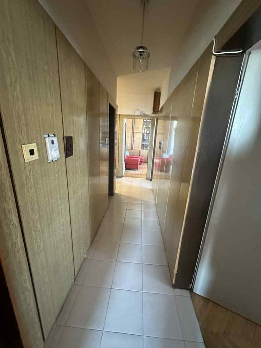 Продава се Тристаен апартамент в Пловдив, Христо Смирненски - 86 кв.м за 1849 €/кв.м - Снимка #2