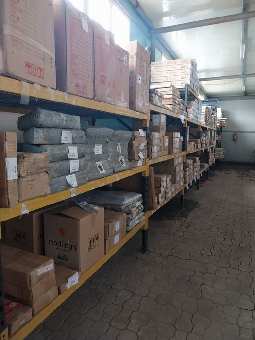 De vânzare rafturi metalice profesionale 85lei