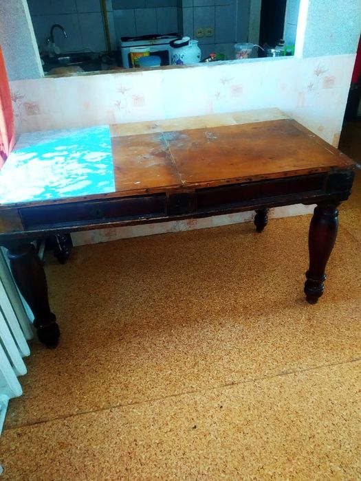 Стол антиквариат