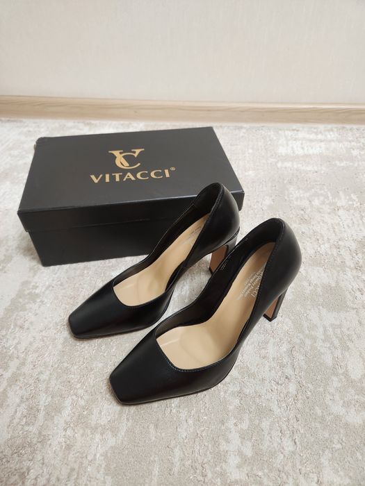 Элегантные туфли от Vitacci