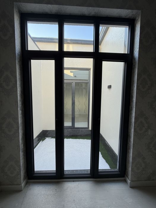 Uchastka sotiladi 2 sotix 4 xonali uy