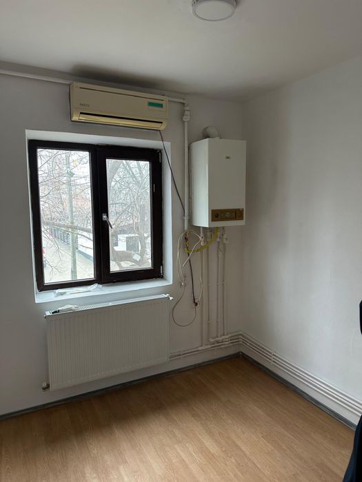 Vand Garsoniera conf 2