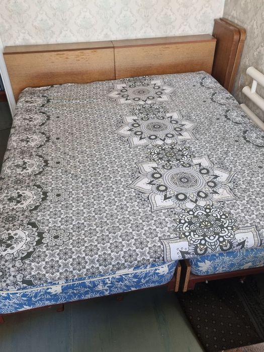 Продаётся спальный мебель в хорошем состоянии