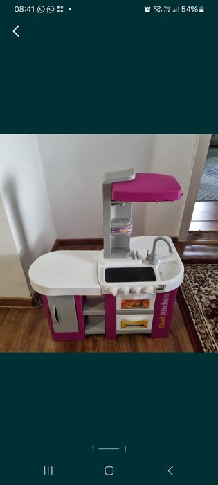 Детский кухонный гарнитур с игрушками