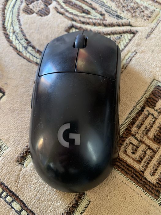 Подам игровую мышь Logitech G-pro