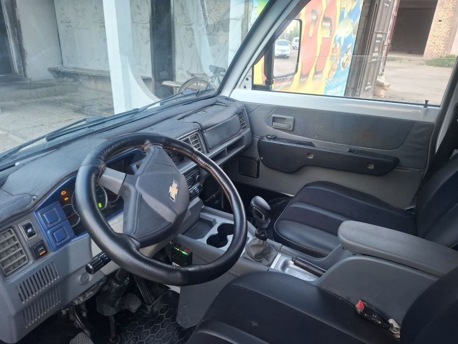 Damas kombi sotiladi.