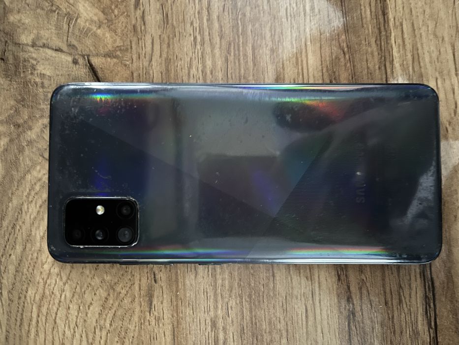 Продам самсунг А51