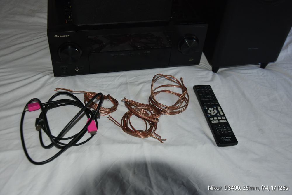 Продавам ресивер Pioneer VSA324