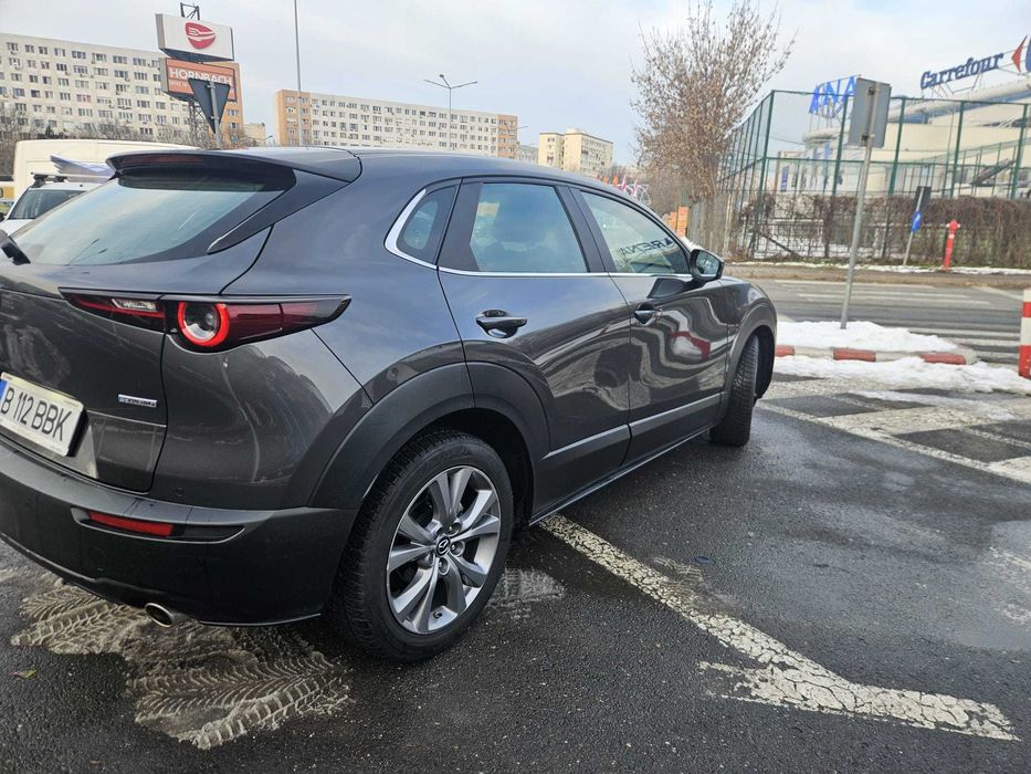 Auto de familie Mazda cx 30,hybrid,an 2021 la primul proprietar de NOU