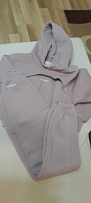 Спортен екип "Карма"