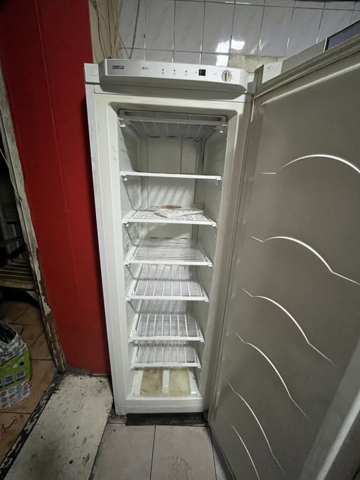 Продам морозилку