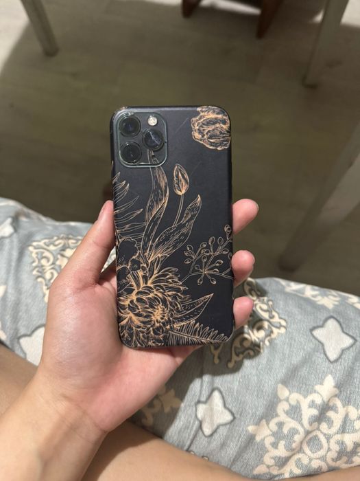 Продам айфон 11 про 64 гб Срочна