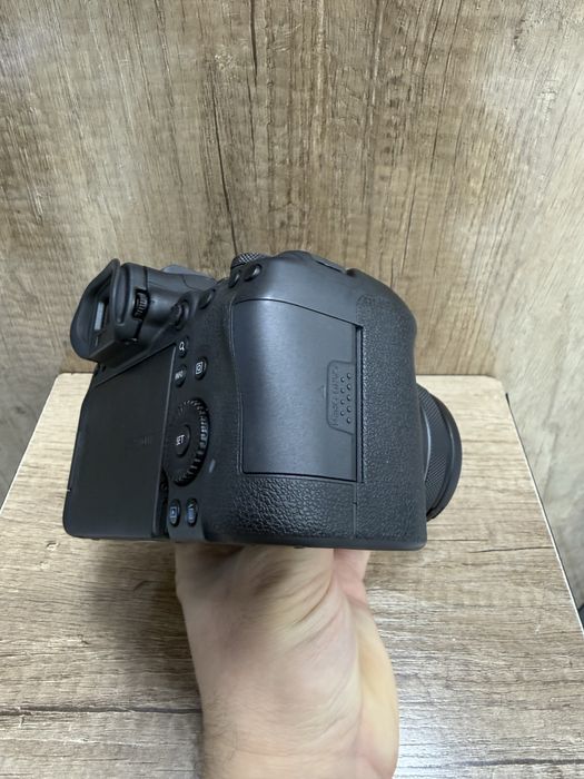 Canon R6   24-105mm STM