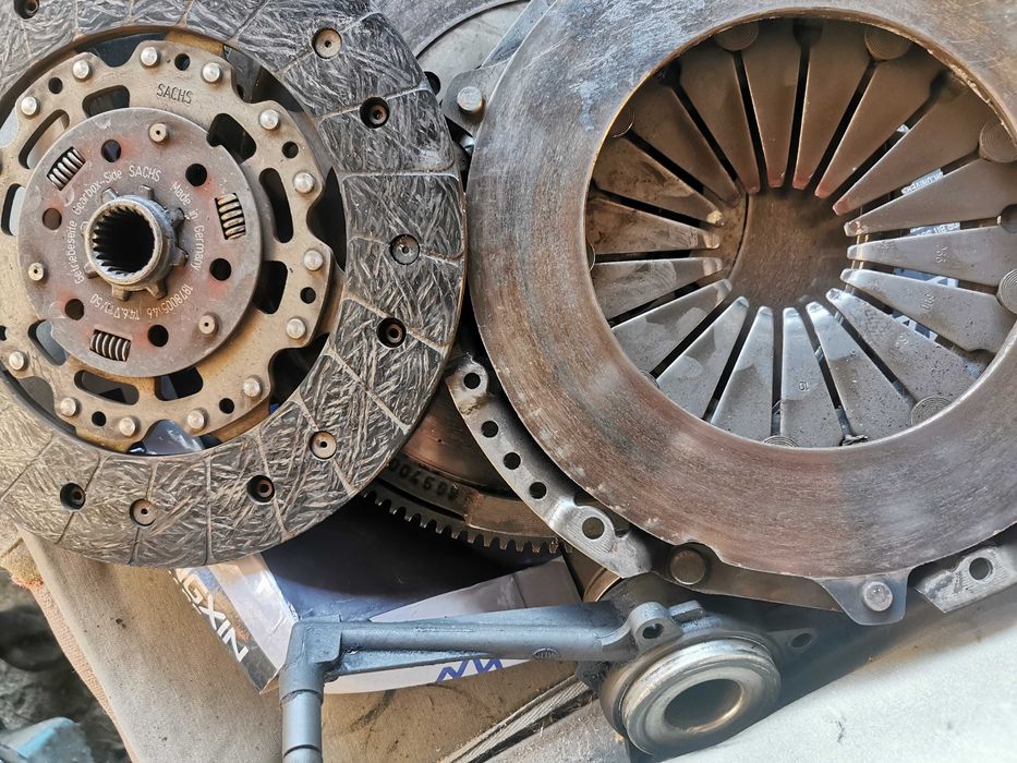 Sachs Съеденител, притискател, лагер помпа Vw, Audi