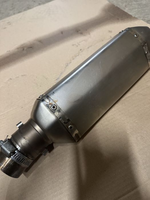 Toba evacuare moto Akrapovici