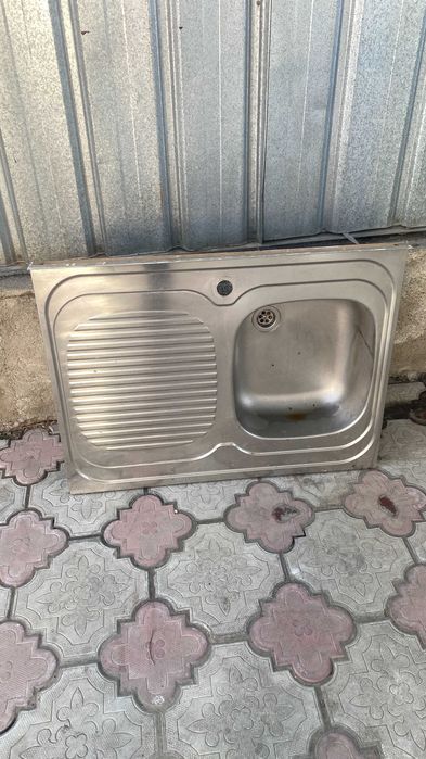 Прадам мойку (нержавейку)