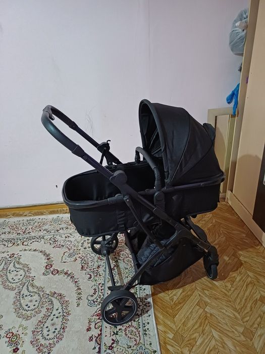 Детская коляска.