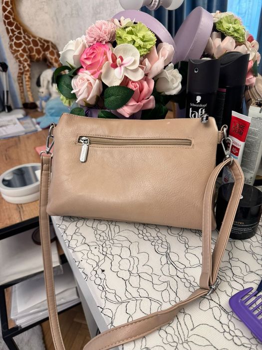 Продам сумки через плечо