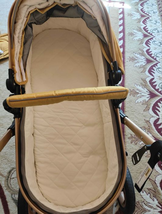 Коляска LuxMoM срочно