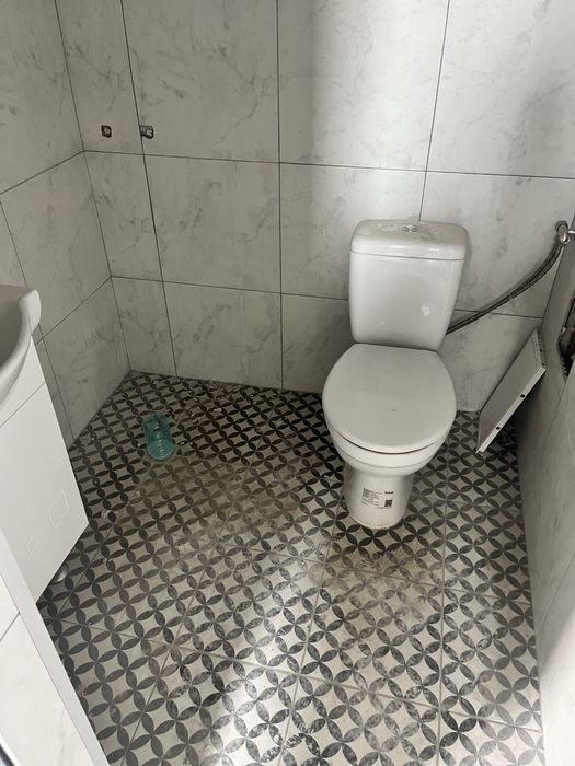 Дава се под наем Магазин в Айтос - 140 кв.м за 510 € - Снимка #4