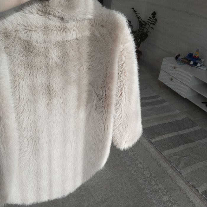 Продам ЭКО шубку