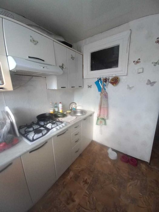 Продам 2 комн квартиру в кирпичном доме