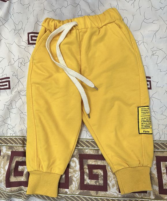 Продам детские вещи