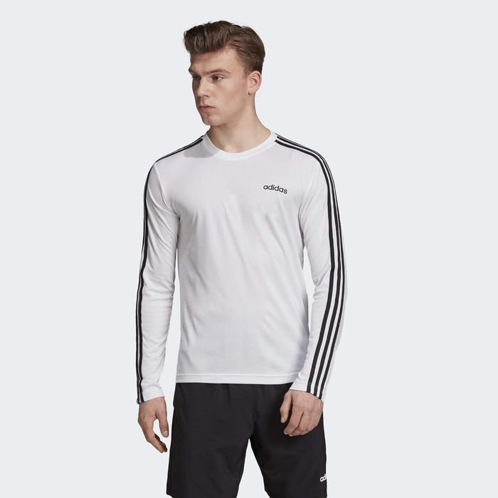 Vând bluză Adidas, NOUĂ și ORIGINALĂ, adusă din SUA, mărimea M