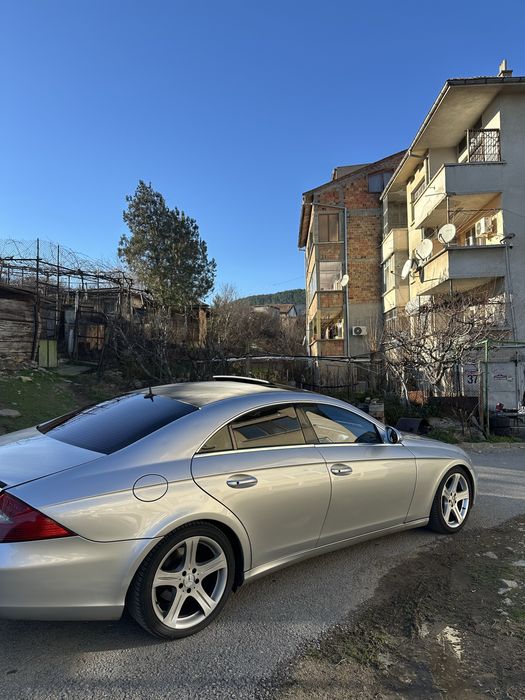 Продавам Нов Внос Mercedes-benz cls 500 306кс газ/бензин на пружини!
